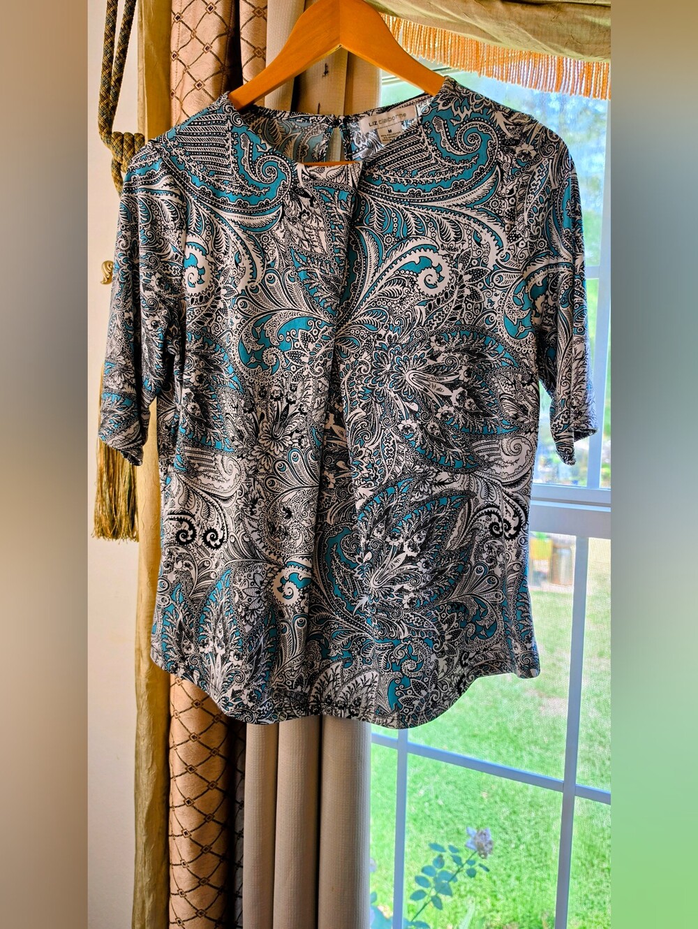 Liz Claiborne Teal and Black Paisley Short Sleeve Blouse Size M